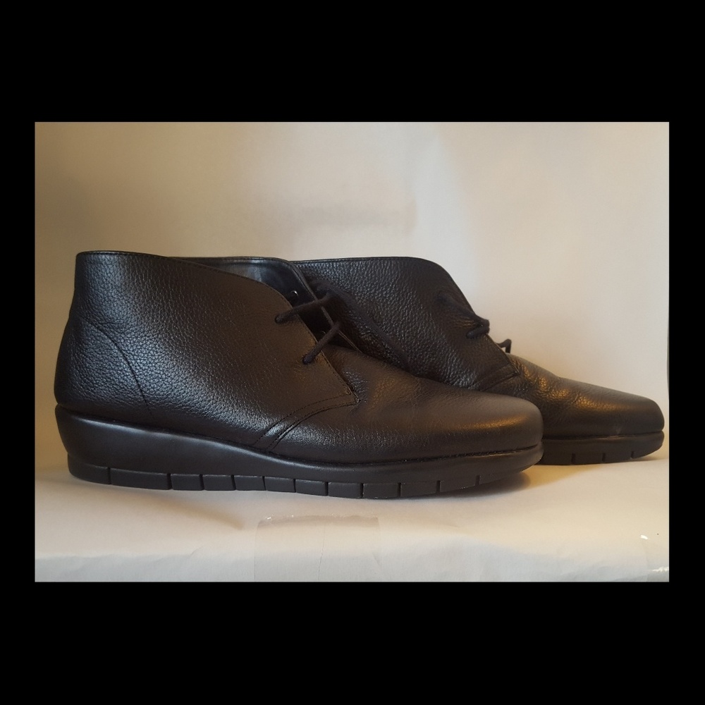 Aerosoles landlock Blk leather boots preowned. 8